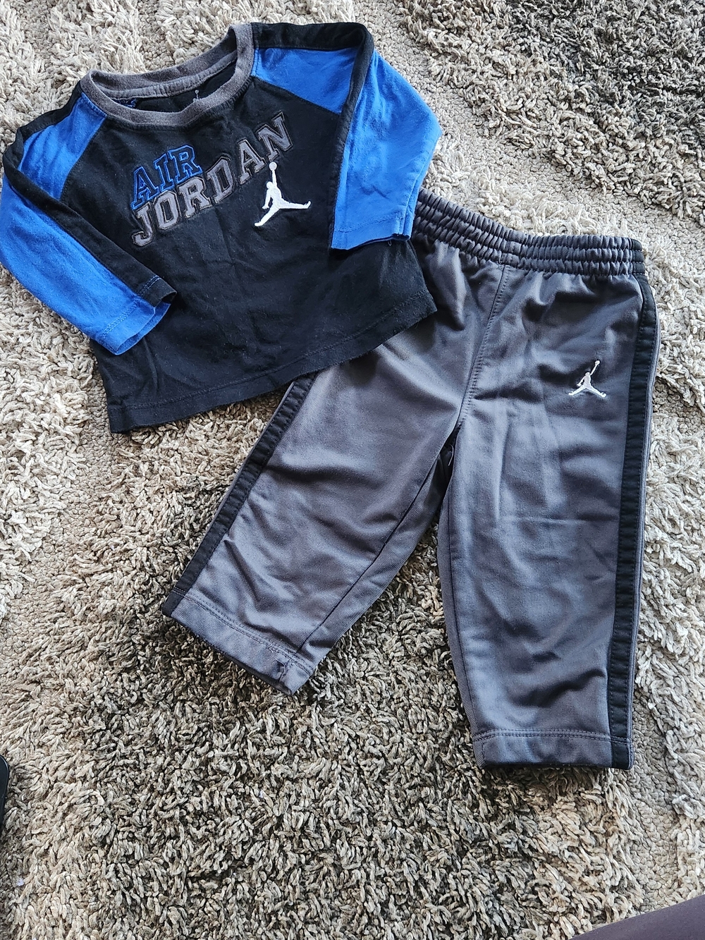 Jordan Black & Blue Sweatshirt with Gray Joggers 12month Set